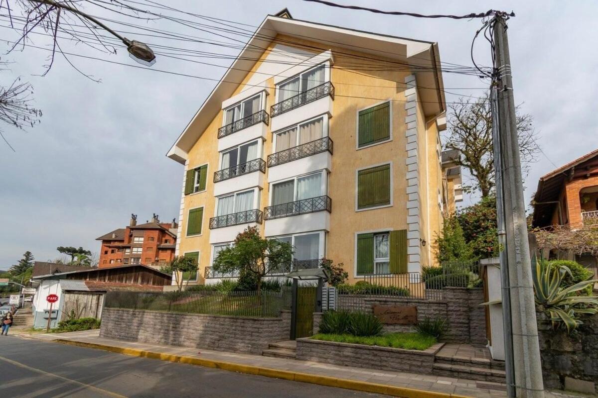 Rosa Edificio Giovani Pizetta Apartment Gramado Exterior foto